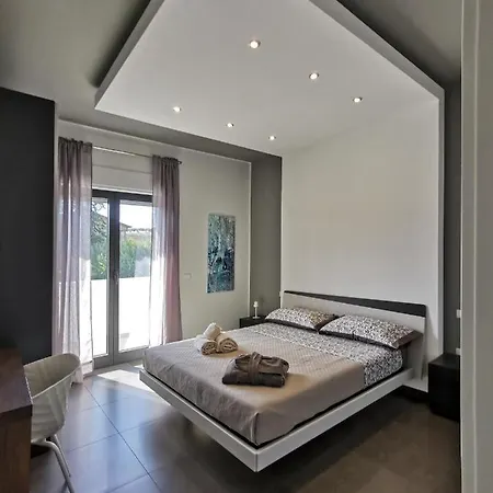 Land Boutique Guest house Castilenti